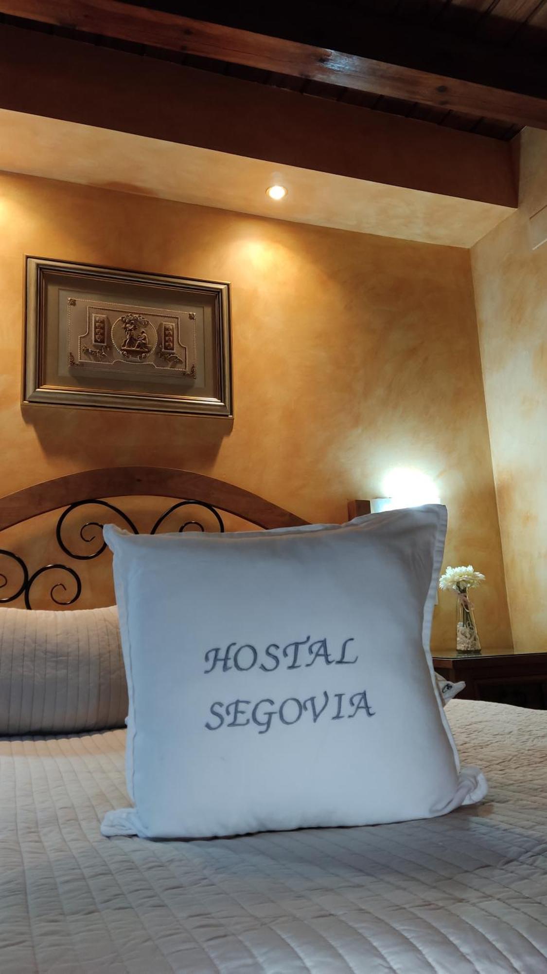 מלון Hostal Segovia Adults Only חדר תמונה